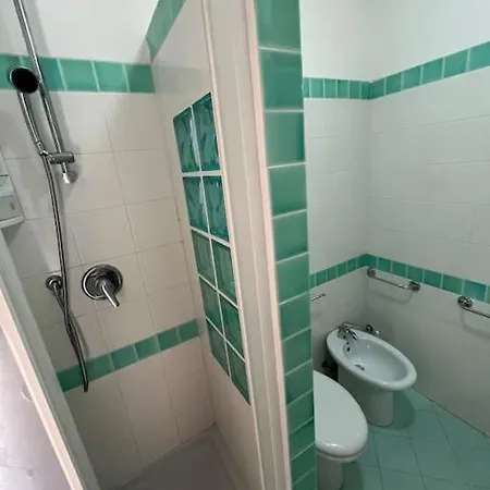Apartment Con Piscina Fronte Del Lido