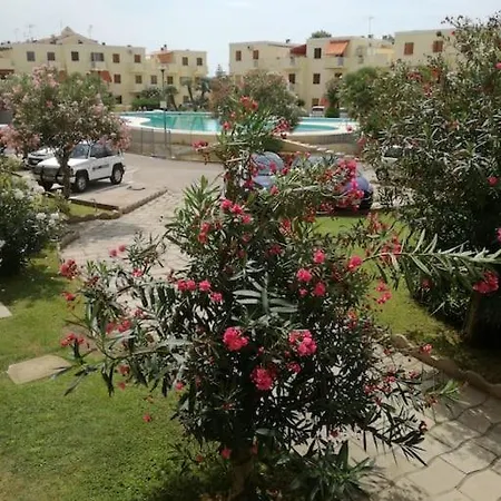 Con Piscina Fronte Del Lido Apartment
